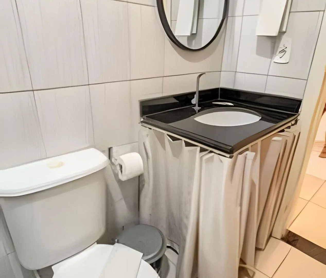 500M Praia Taperapuan; 2 Quartos; Wifi 300Mbs; Churrasqueira; Chuveirao; Estacionamento Gratuito 1 Carro. Porto Seguro 0*,