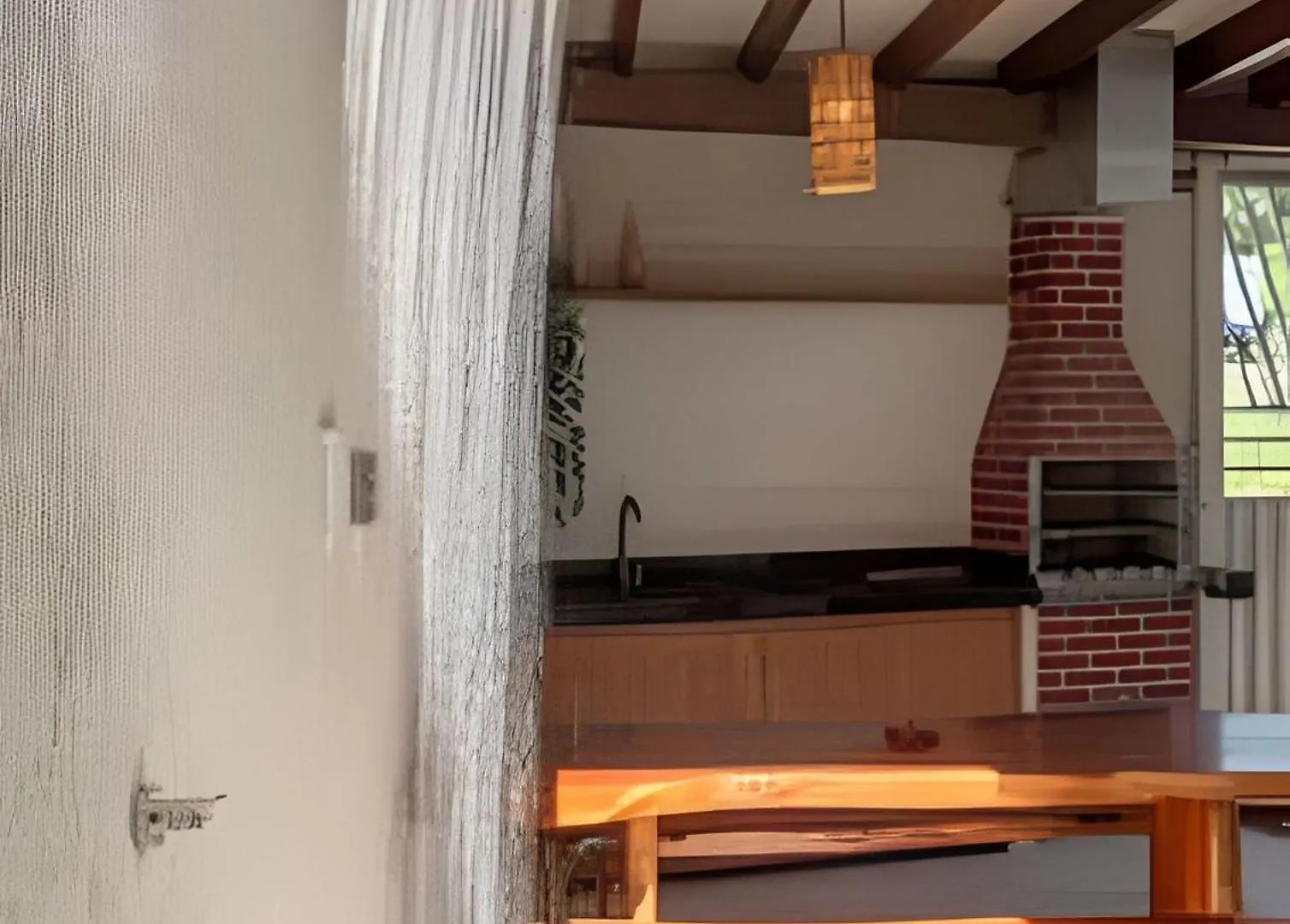 500M Praia Taperapuan; 2 Quartos; Wifi 300Mbs; Churrasqueira; Chuveirao; Estacionamento Gratuito 1 Carro. Porto Seguro